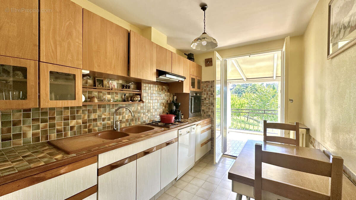 Maison à SAINTE-FOY-LES-LYON