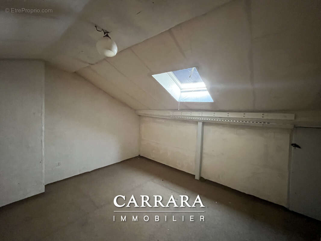 Maison à JOUY-AUX-ARCHES