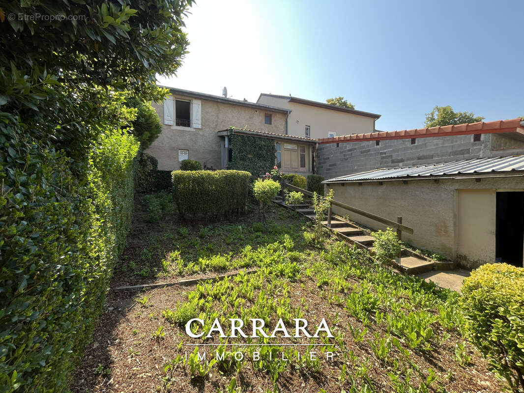 Maison à JOUY-AUX-ARCHES