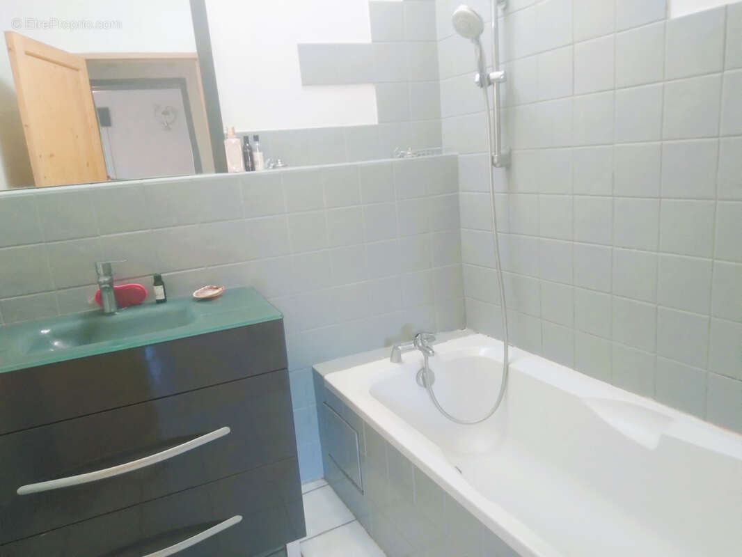 Maison à SAINT-MARTIN-DE-VALGALGUES