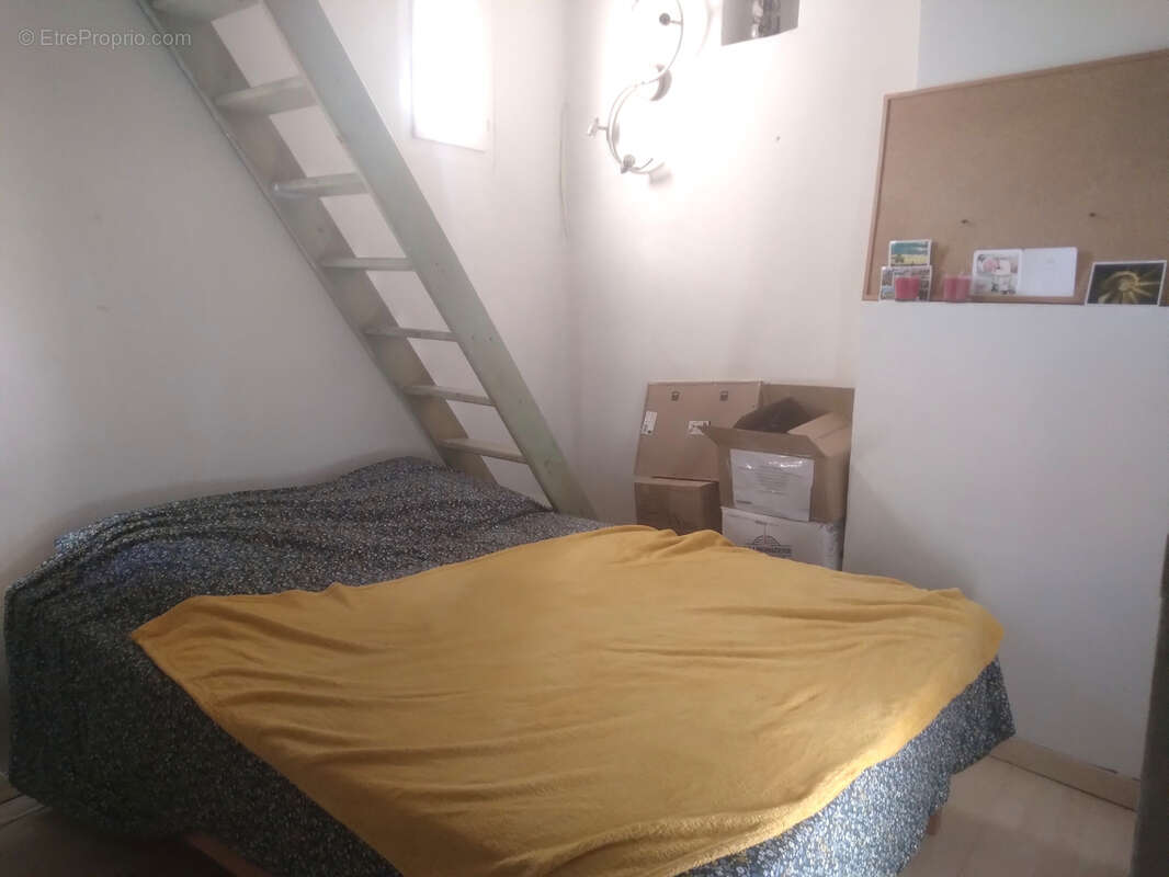 Maison à SAINT-MARTIN-DE-VALGALGUES