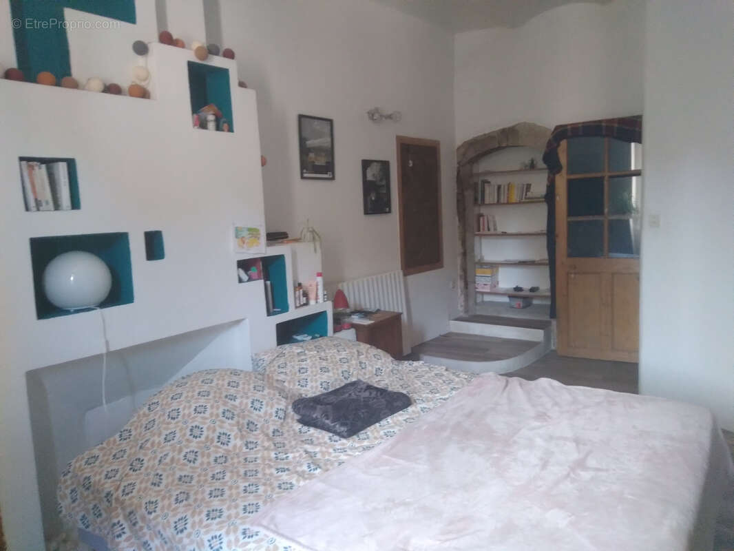 Maison à SAINT-MARTIN-DE-VALGALGUES