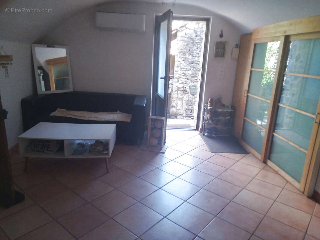 Maison à SAINT-MARTIN-DE-VALGALGUES