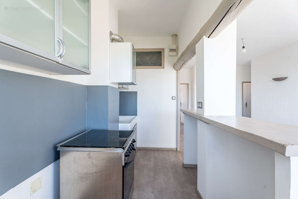 Appartement à MARSEILLE-14E