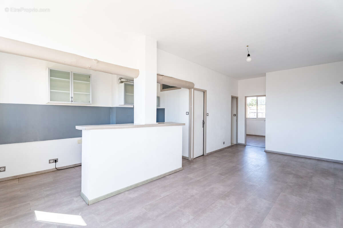 Appartement à MARSEILLE-14E