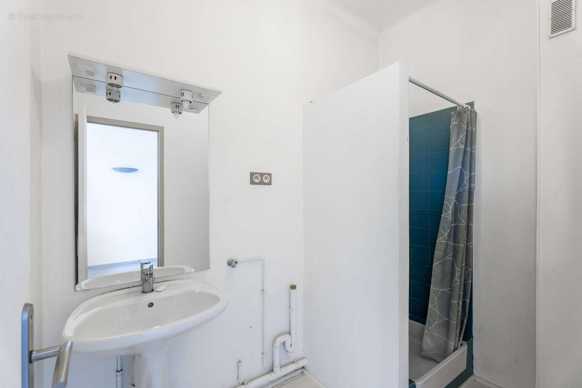 Appartement à MARSEILLE-14E