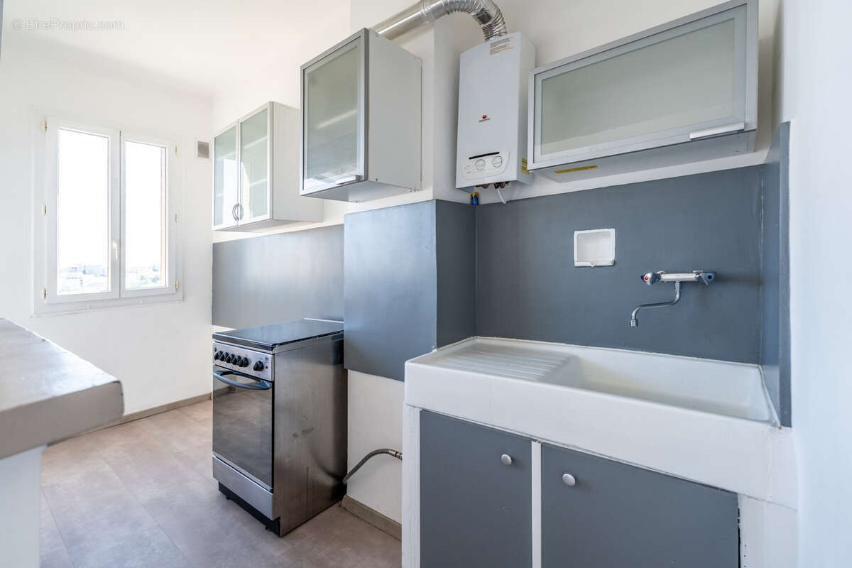 Appartement à MARSEILLE-14E