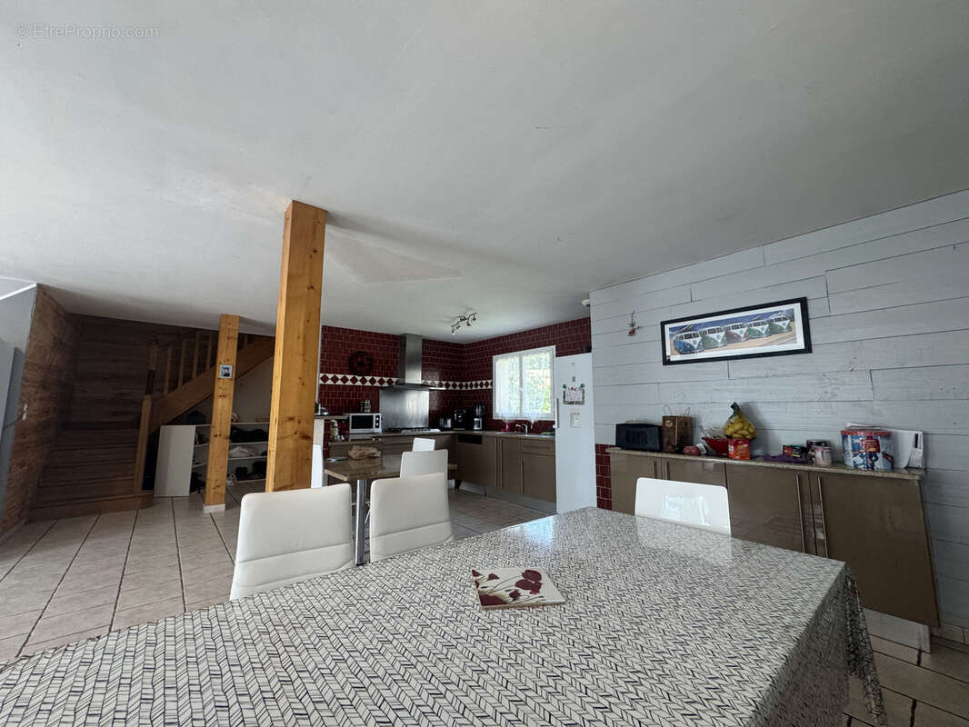 Maison à SAINTE-FEREOLE