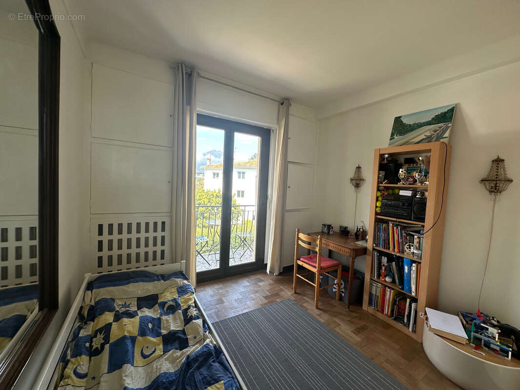 Appartement à ROQUEBRUNE-CAP-MARTIN
