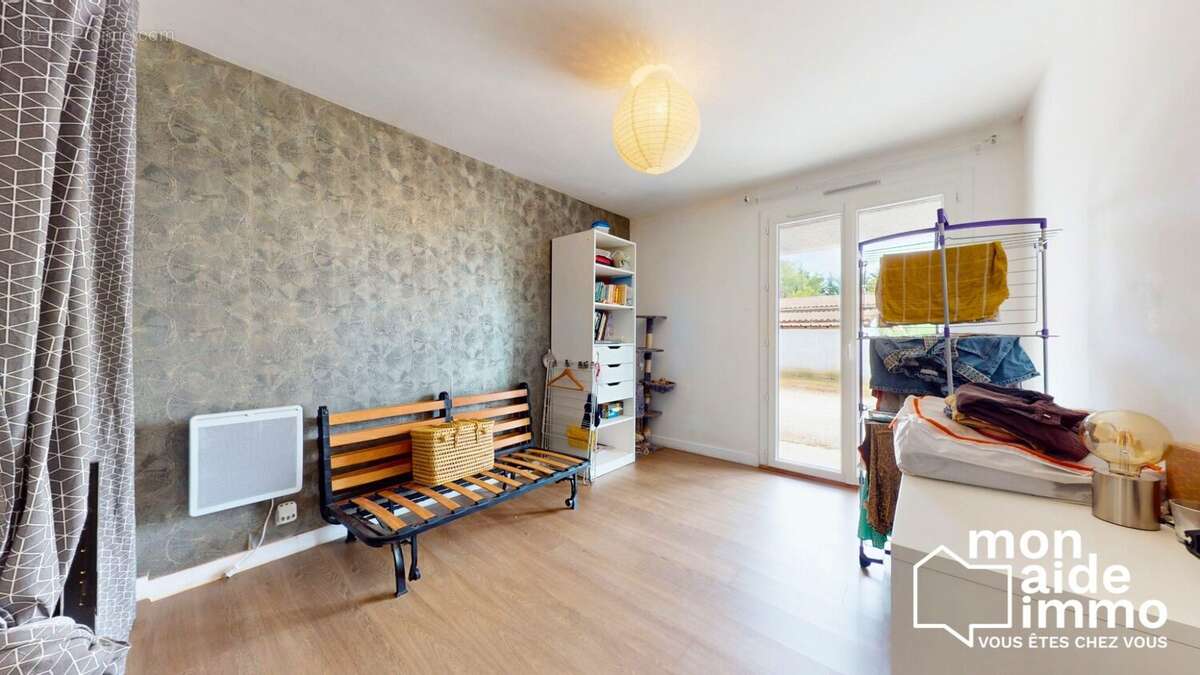 Maison à LAMOTHE-MONTRAVEL