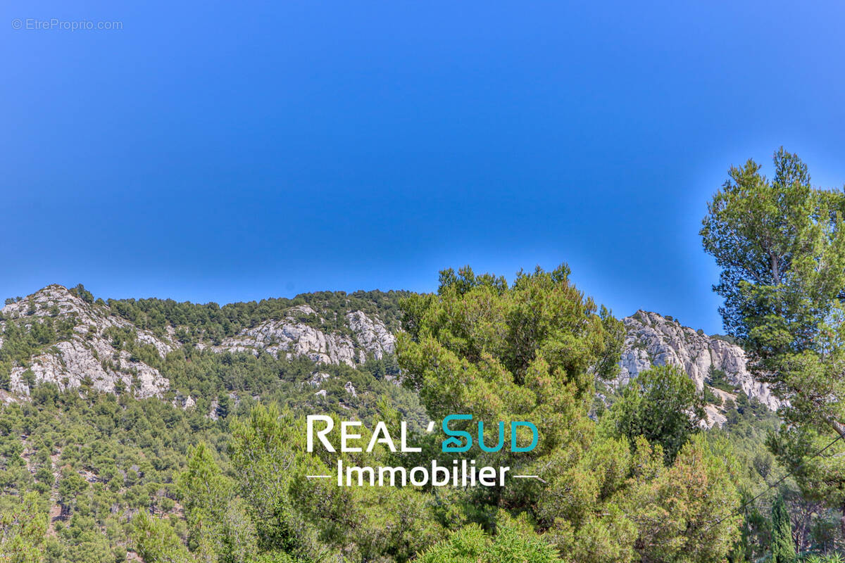 Maison à MARSEILLE-9E