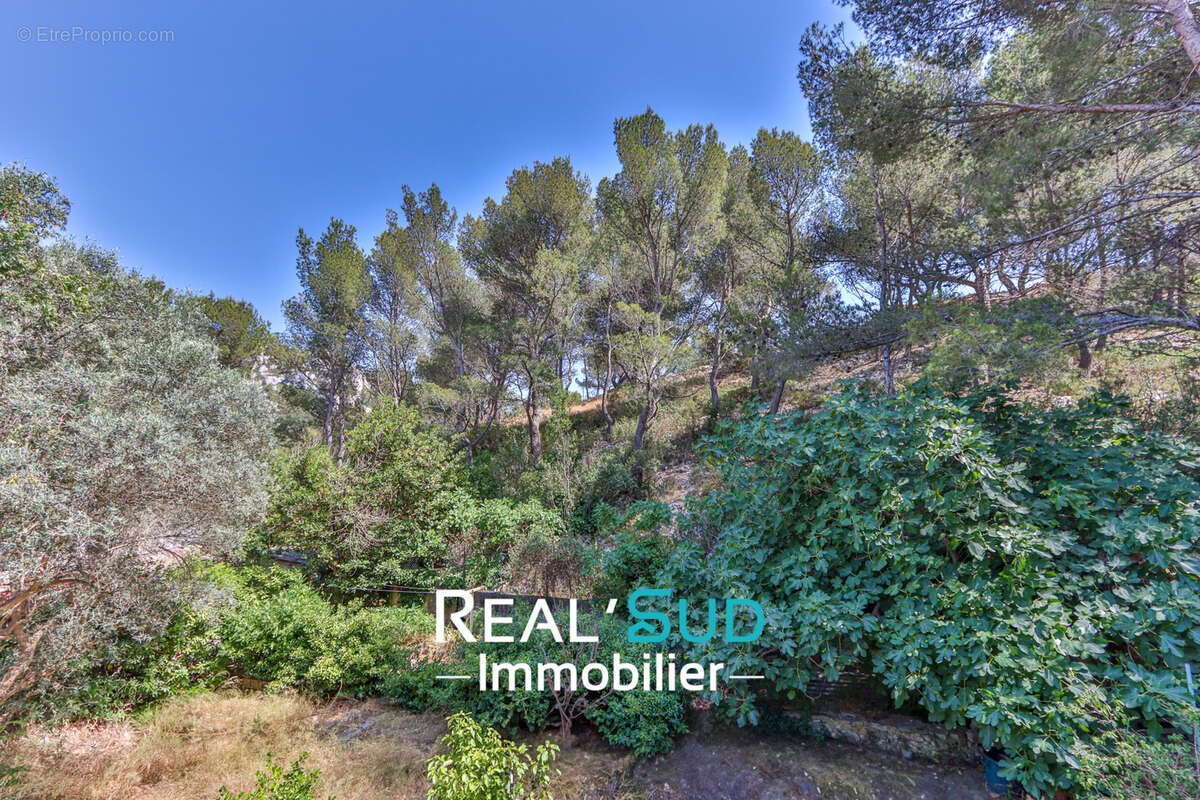 Maison à MARSEILLE-9E