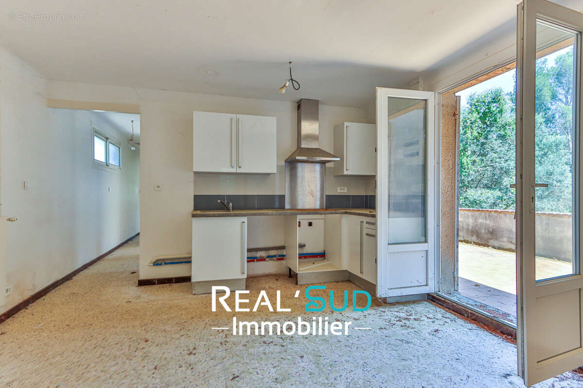 Maison à MARSEILLE-9E