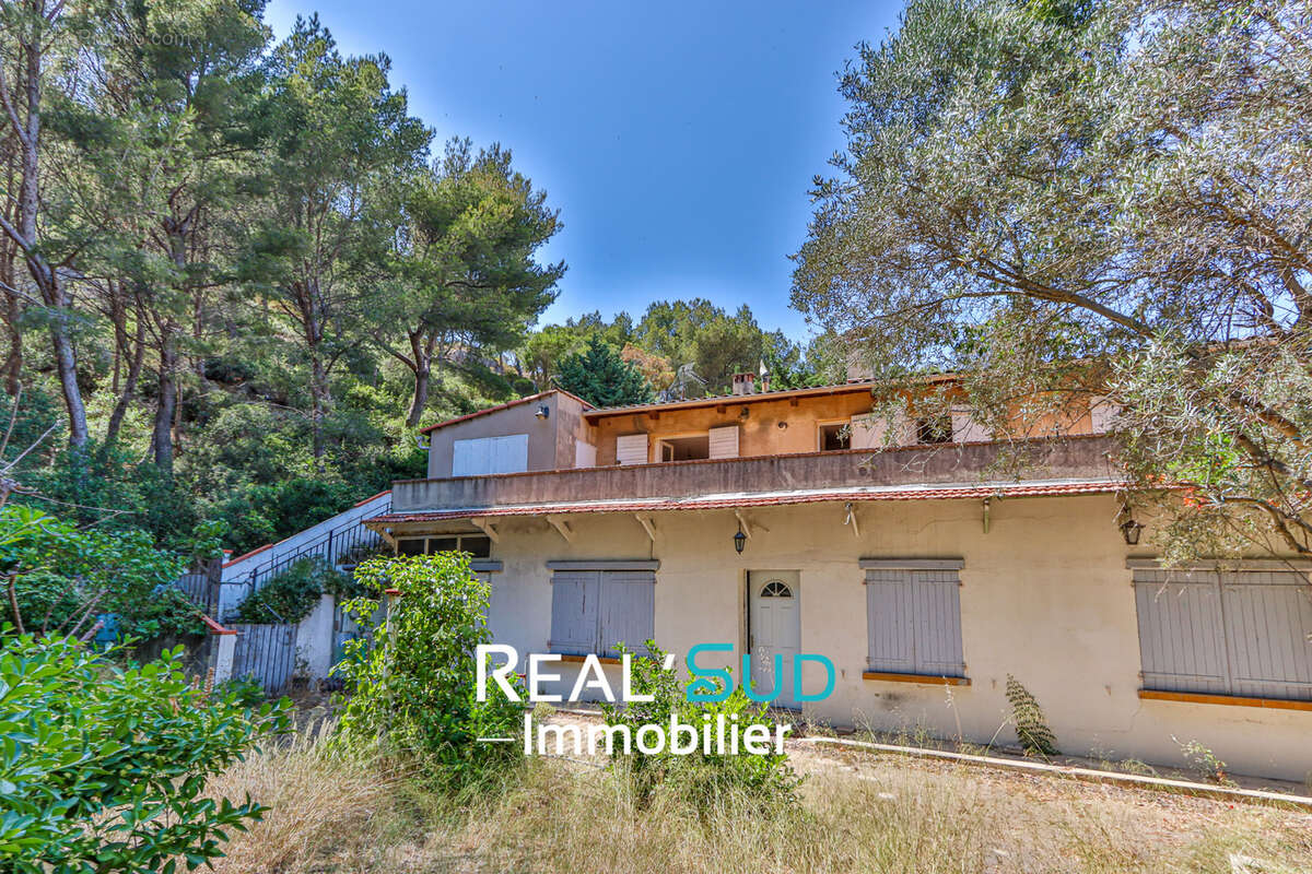 Maison à MARSEILLE-9E