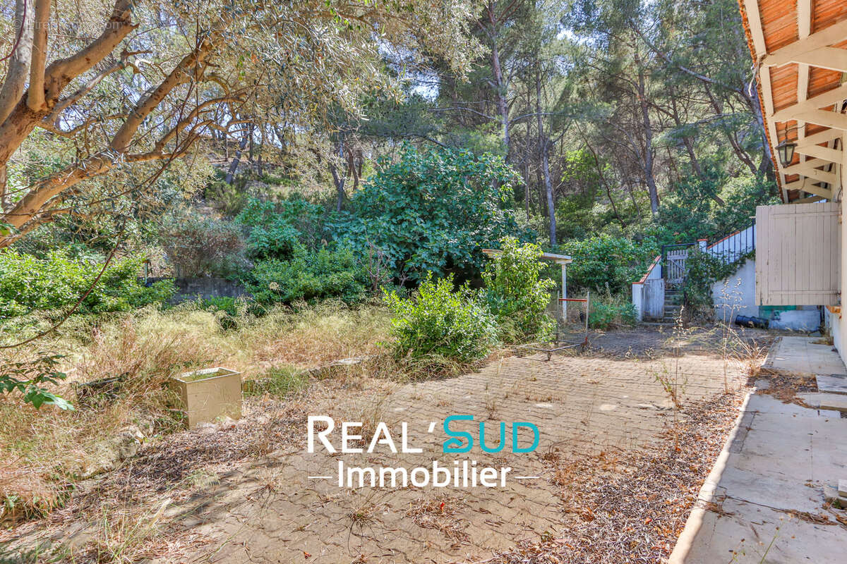 Maison à MARSEILLE-9E