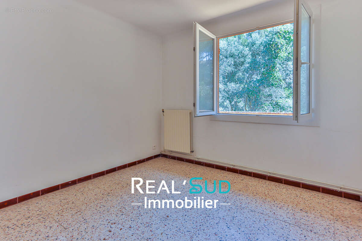 Maison à MARSEILLE-9E