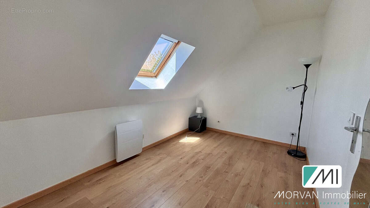 Maison à LES ESSARTS-LE-ROI