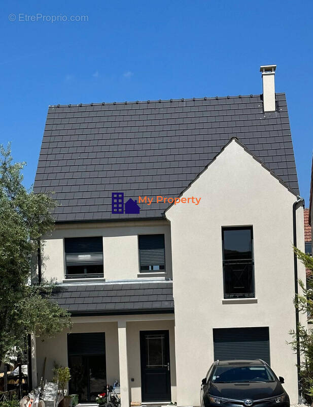 Maison à SARTROUVILLE