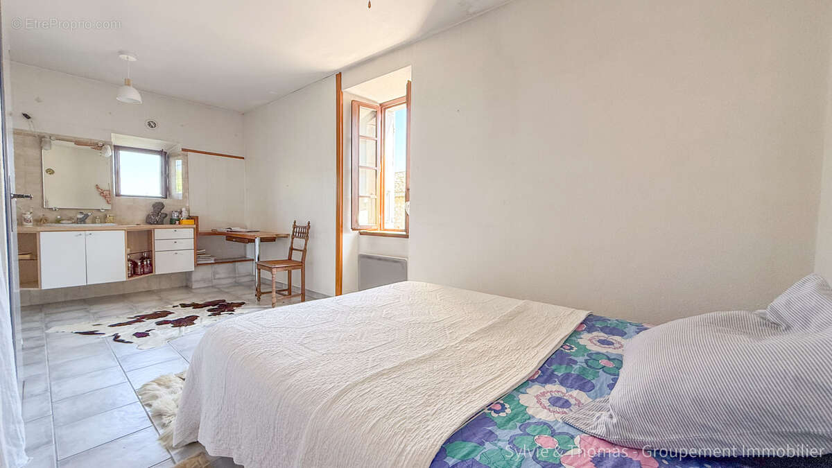 Maison à GOUDARGUES