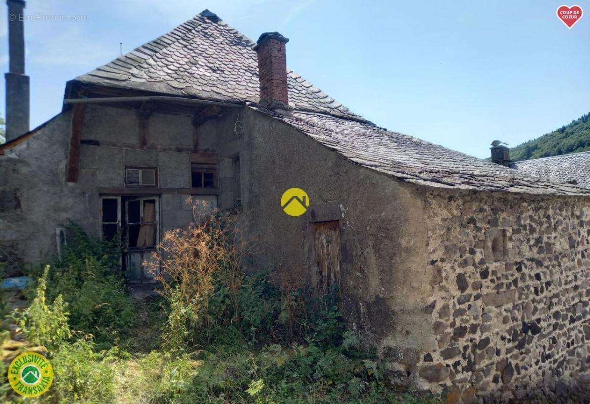 Maison à MURAT