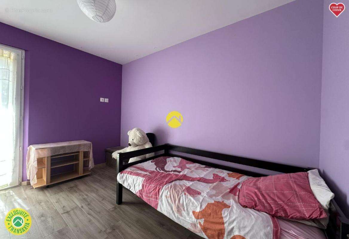 Maison à LA GUERCHE-SUR-L&#039;AUBOIS