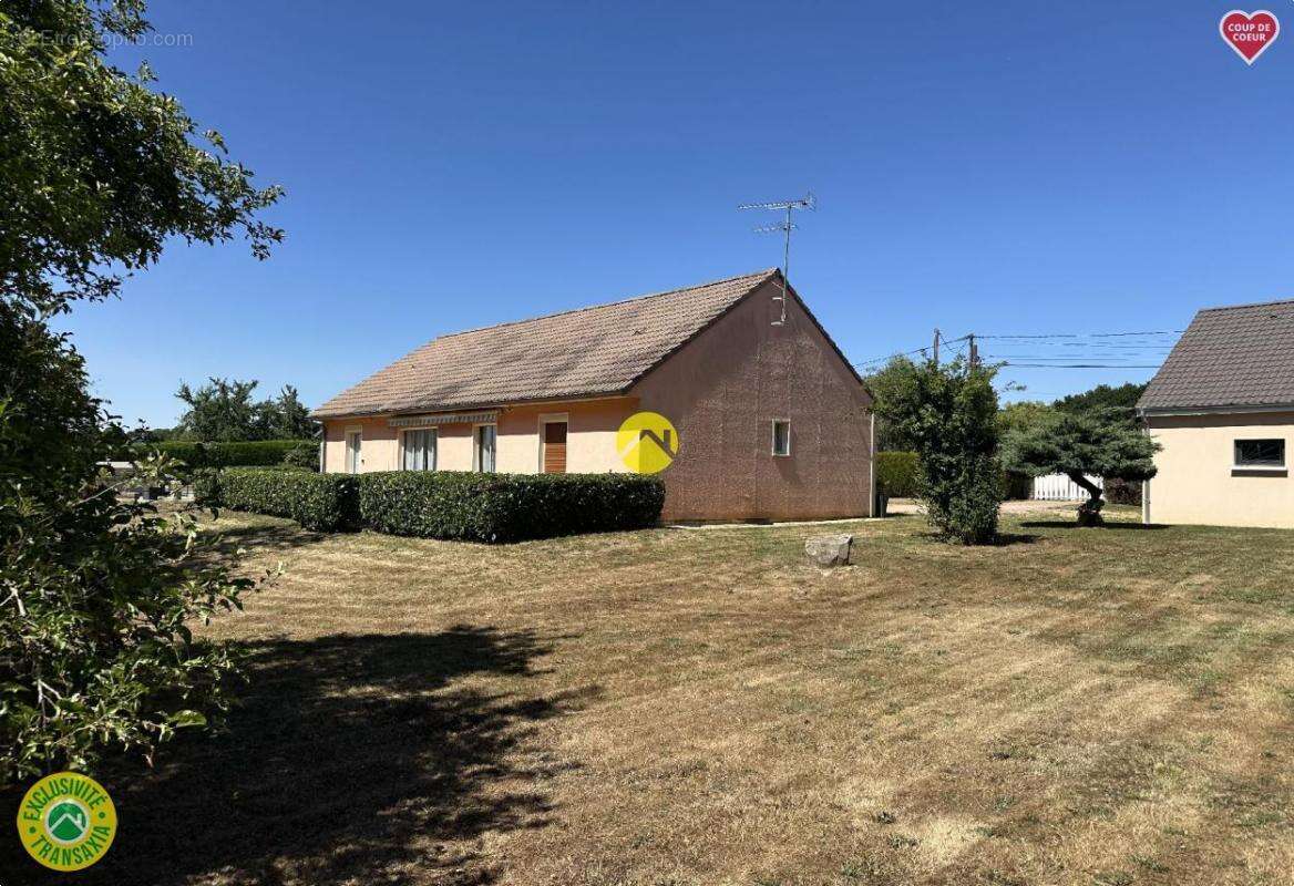 Maison à LA GUERCHE-SUR-L&#039;AUBOIS