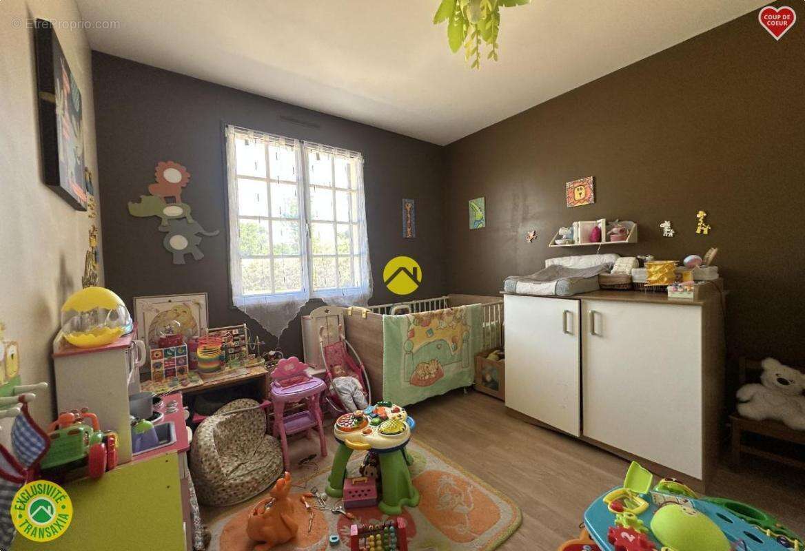 Maison à LA GUERCHE-SUR-L&#039;AUBOIS