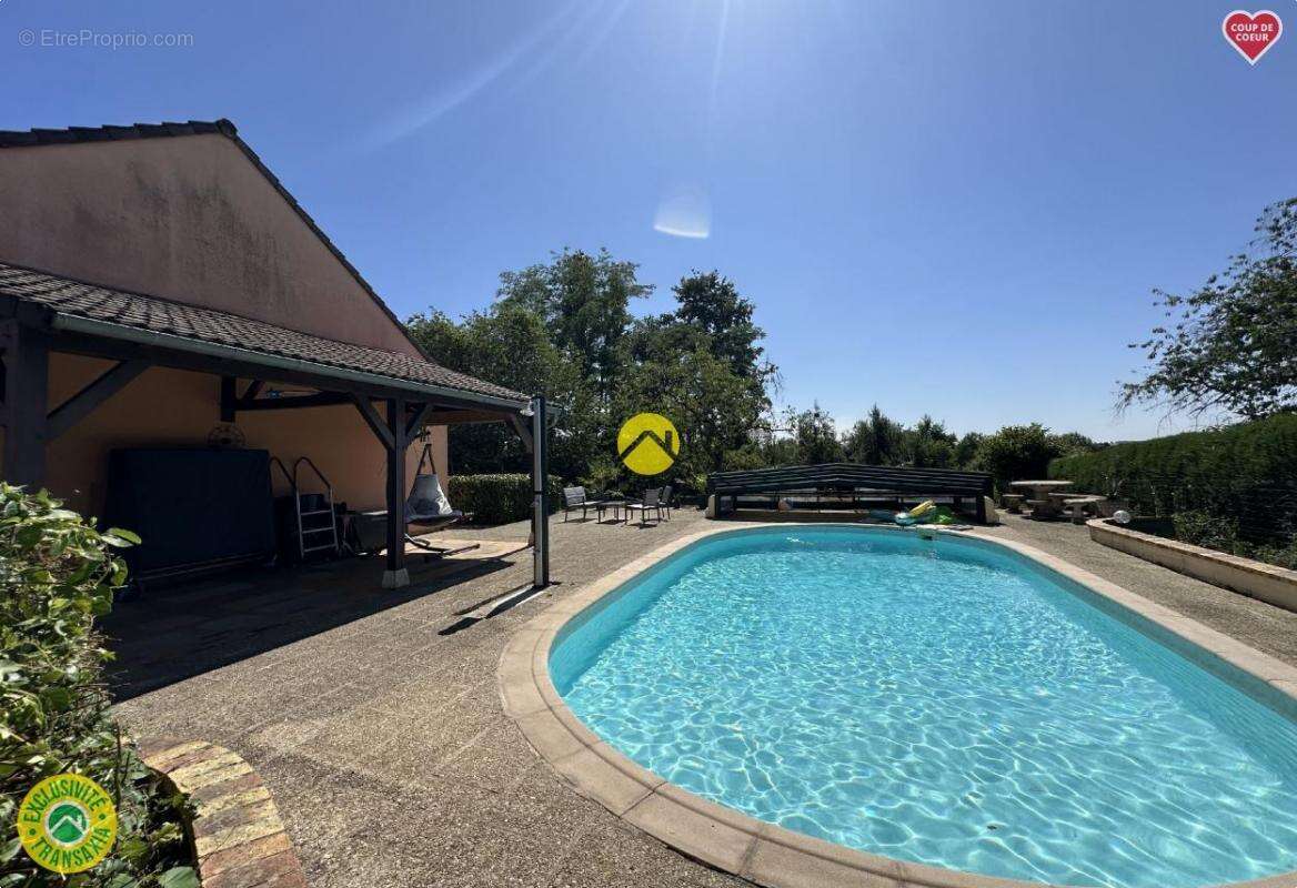 Maison à LA GUERCHE-SUR-L&#039;AUBOIS