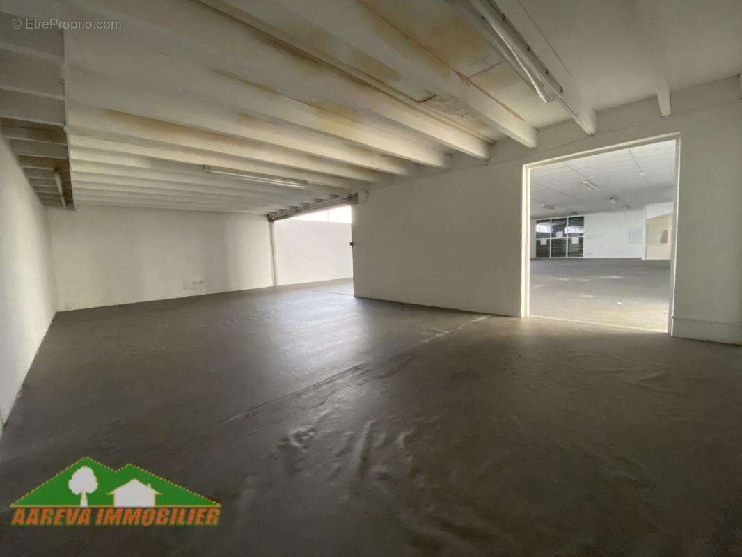 Commerce à LABARTHE-INARD