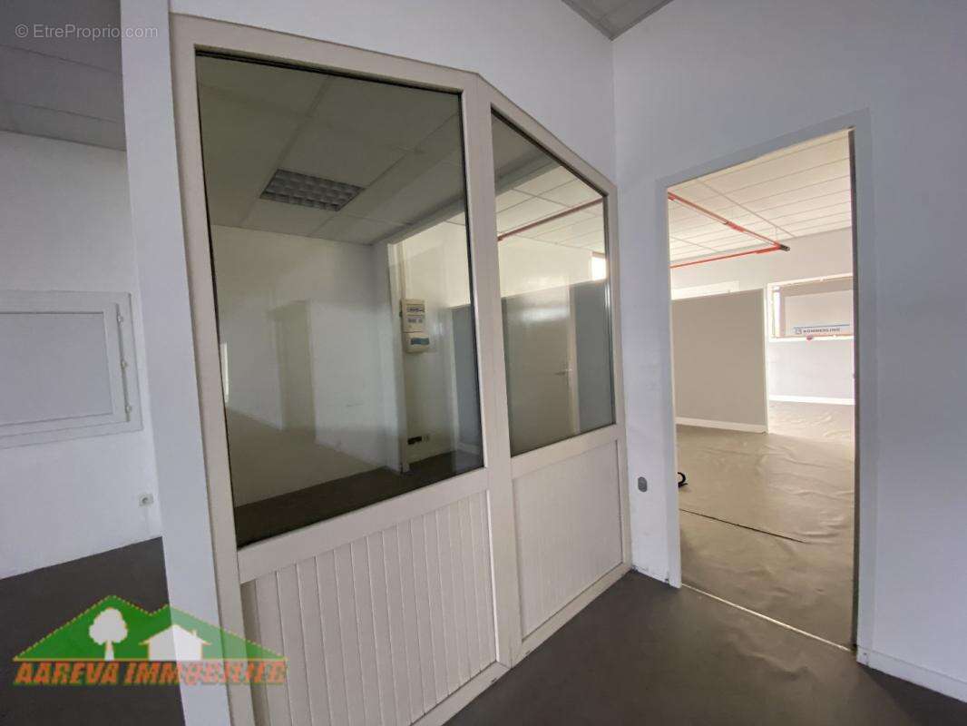 Commerce à LABARTHE-INARD