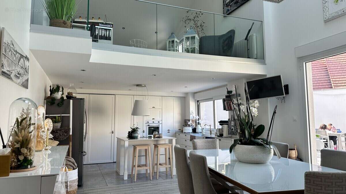 Maison à CHAMPIGNY-SUR-MARNE