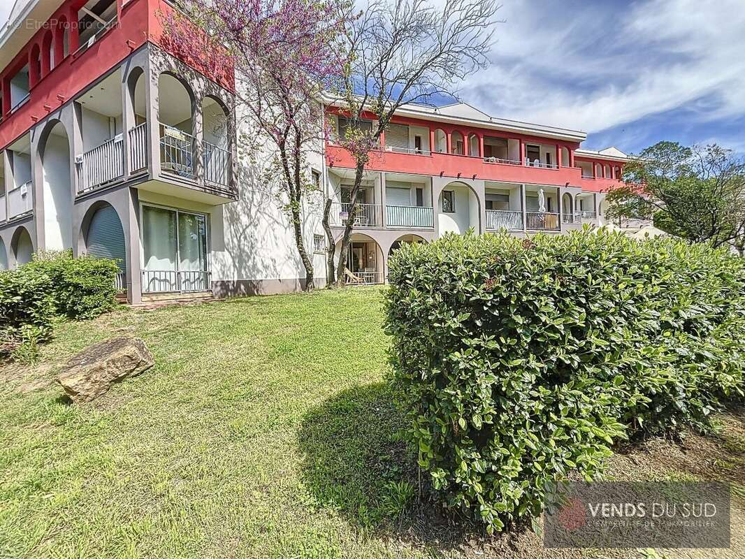 Appartement à LAMALOU-LES-BAINS