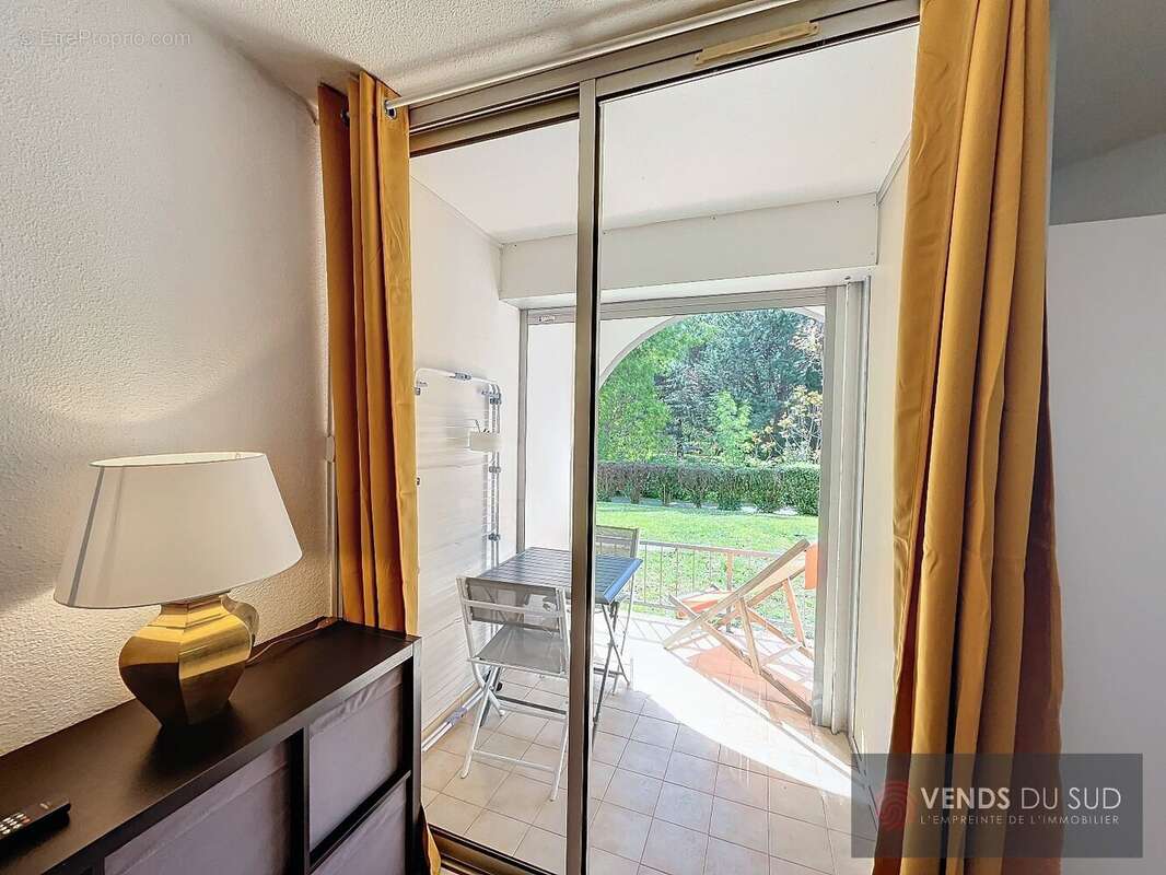 Appartement à LAMALOU-LES-BAINS