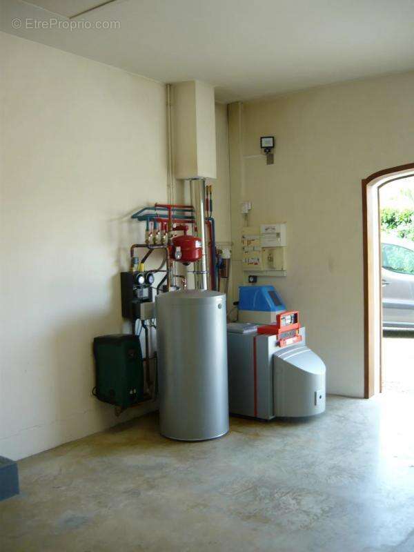 Maison à MOUTHIERS-SUR-BOEME