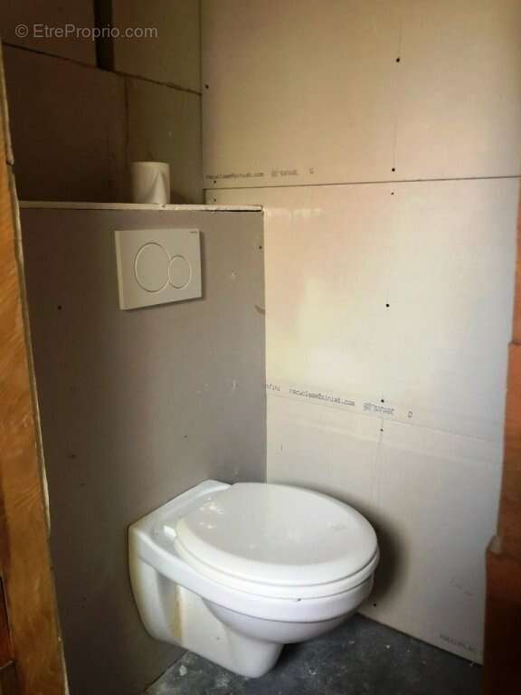 Maison à SAINT-SAULGE