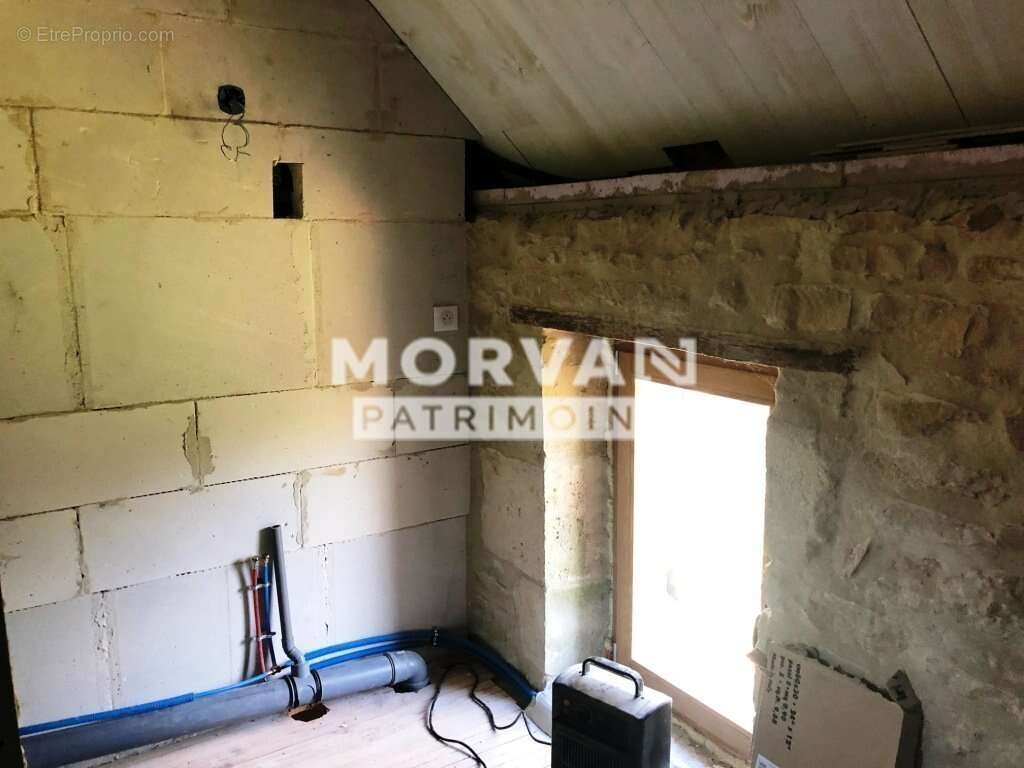 Maison à SAINT-SAULGE