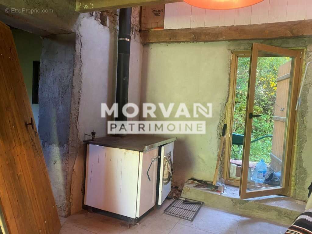 Maison à SAINT-SAULGE