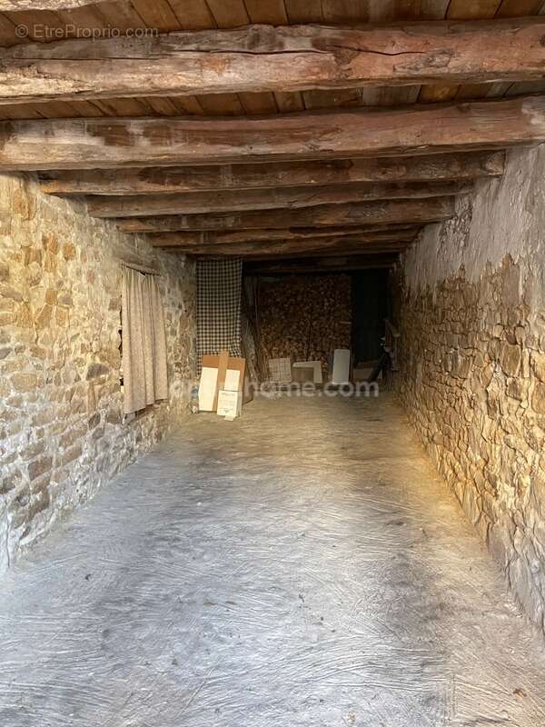 Maison à CHATEAUPONSAC