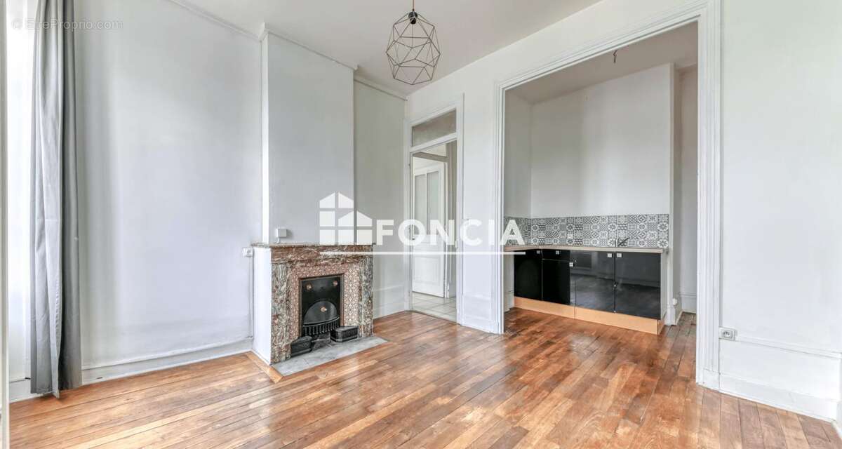 Appartement à LYON-7E