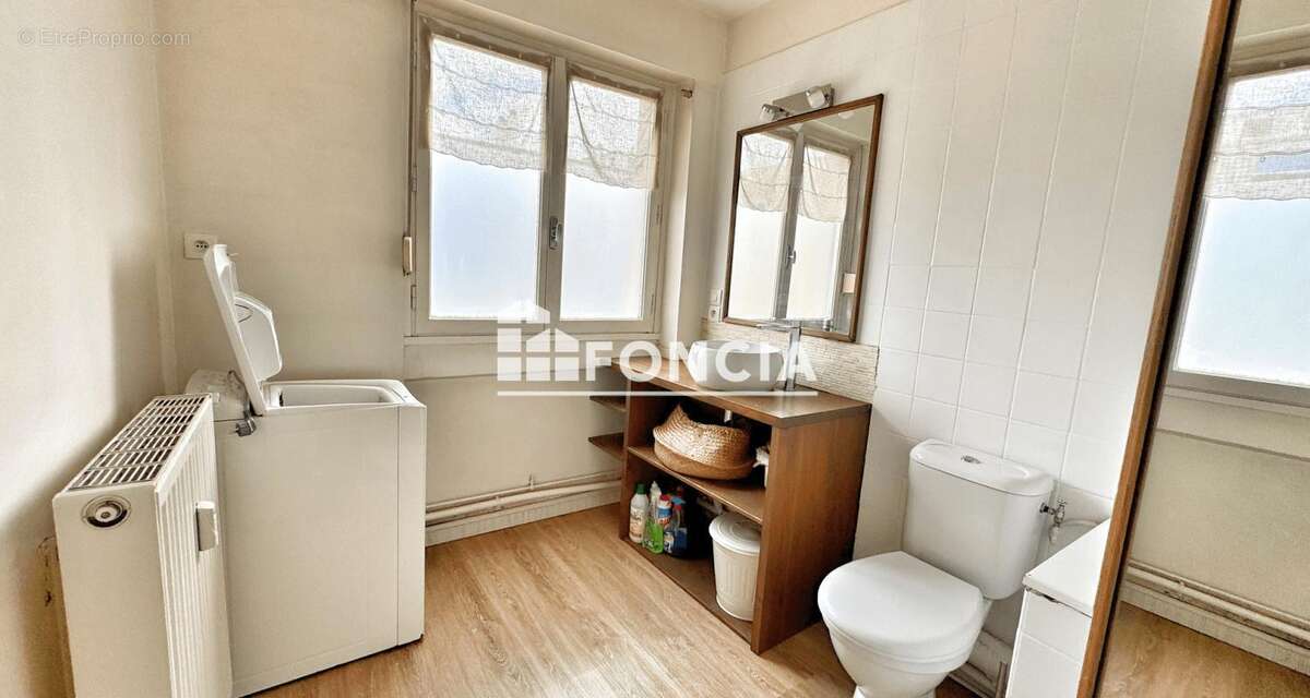 Appartement à LYON-7E