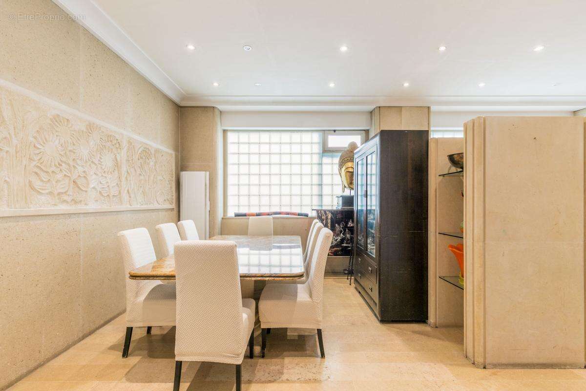 Appartement à PARIS-11E