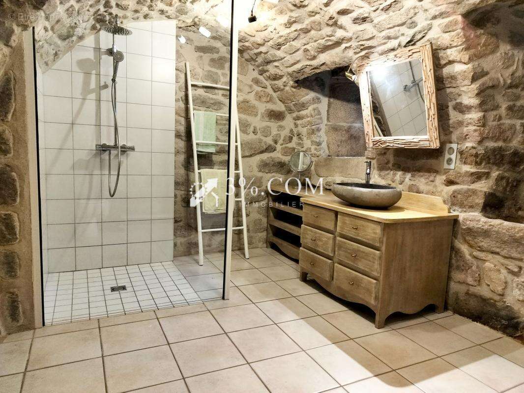 Maison à SAINT-GENEST-LACHAMP