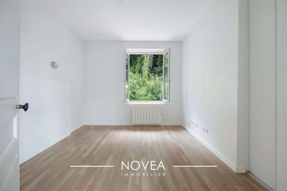 Appartement à COLLONGES-AU-MONT-D&#039;OR