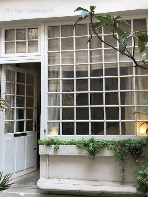 Appartement à PARIS-9E