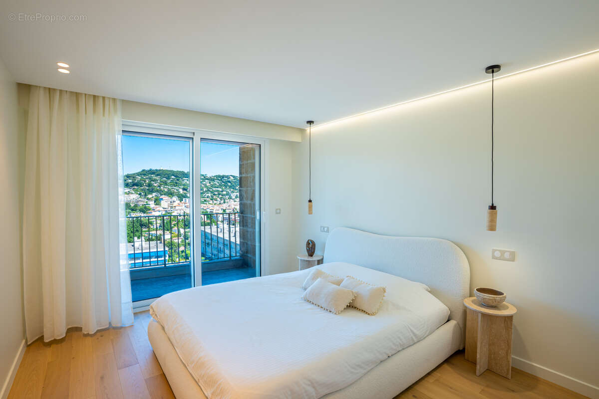 Appartement à LE CANNET