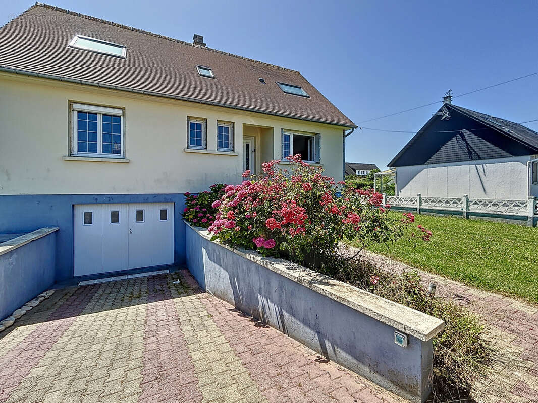 Maison à VIERVILLE-SUR-MER