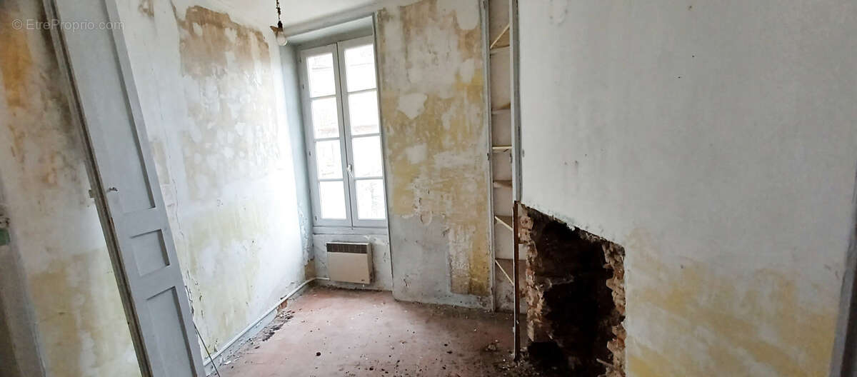 Appartement à BOURBON-L&#039;ARCHAMBAULT