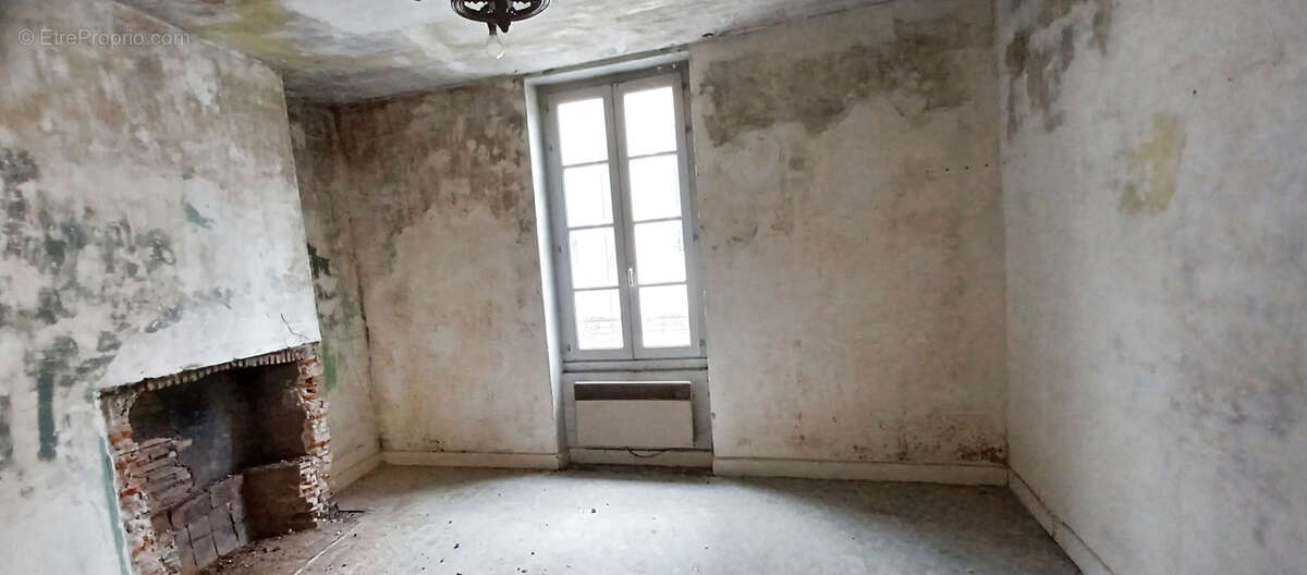 Appartement à BOURBON-L&#039;ARCHAMBAULT