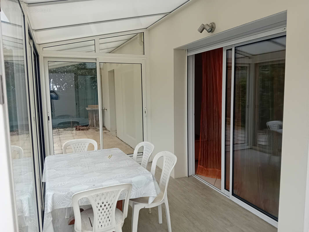 Maison à SAINTE-FLORENCE