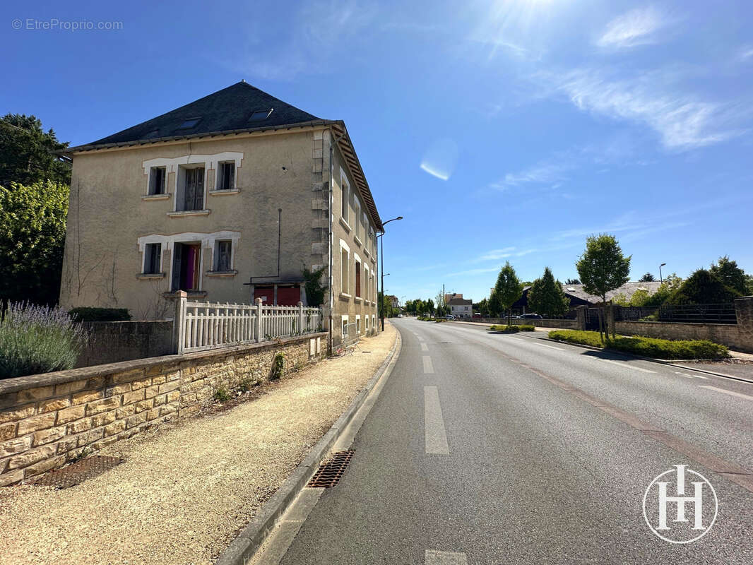 Appartement à SAINT-AMAND-MONTROND